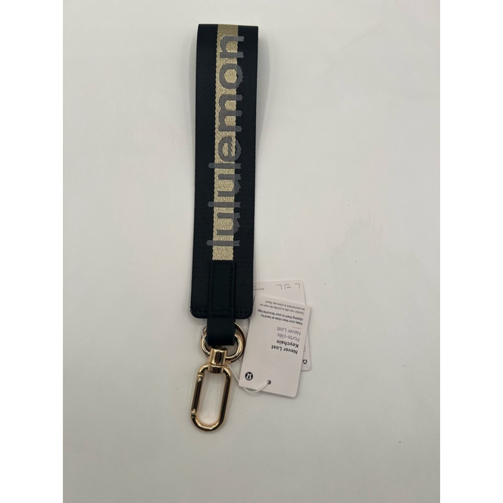 NWT Lululemon Never Lost Keychain Black / Gold / White Opal - Picture 3 of 6